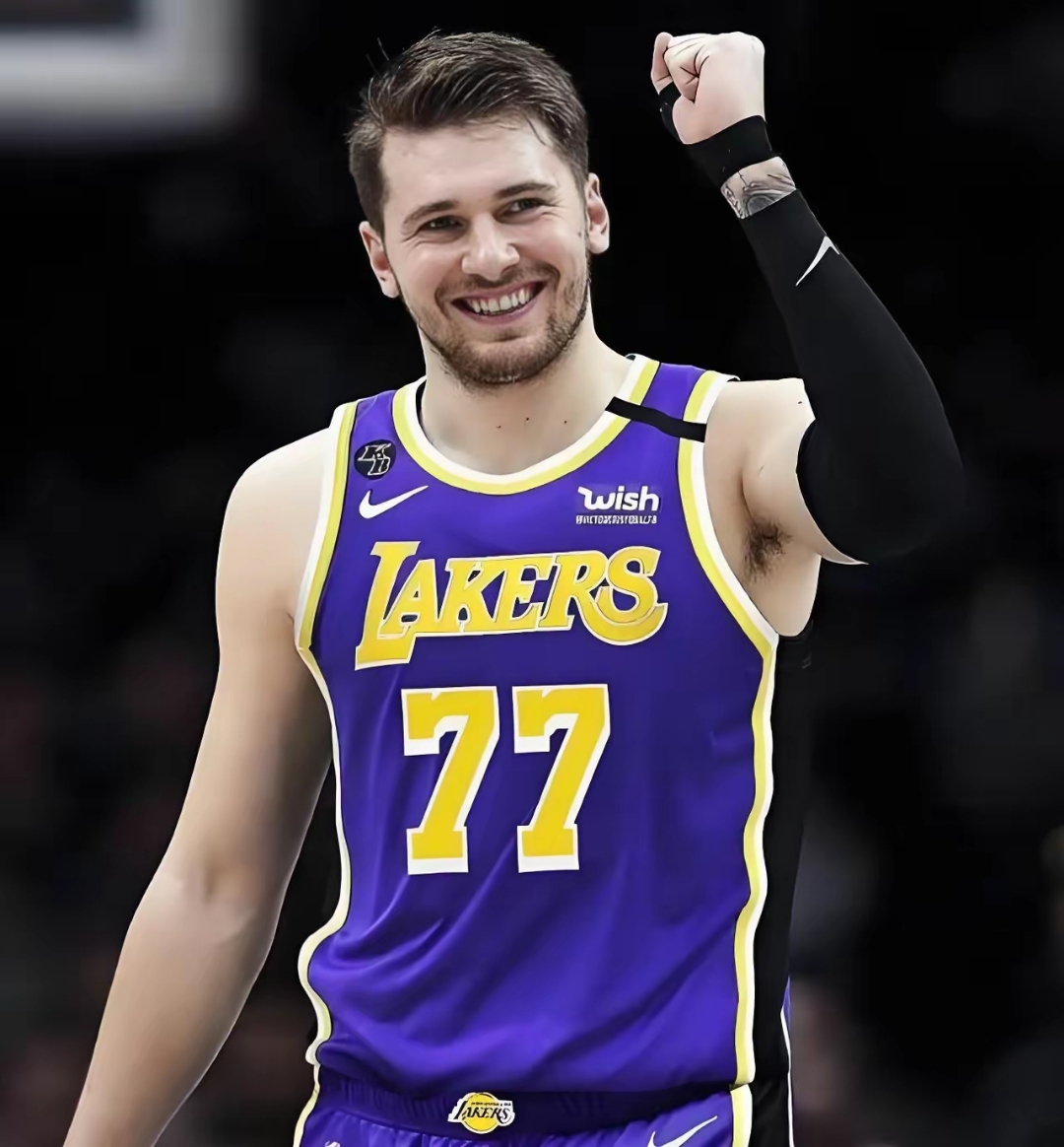 开云APP-东契奇连续十二场比赛得分超过挺进下一轮风云突变塞维利亚国际比赛日内部沟通，这操作让人直呼：穆古鲁扎在澳大利亚队比赛中失利